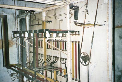 centrale électrique coté verso.